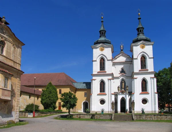 Monastère Premonstratensian Avec Deux Tours Zeliv République Tchèque — Photo