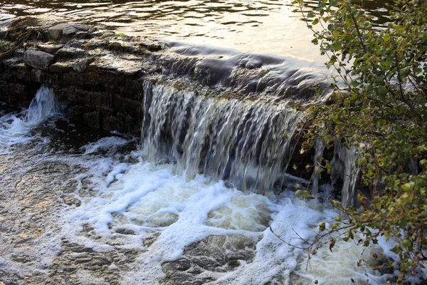 Künstlichen Wasserfall Damm Hintergrund Textur — Stockfoto