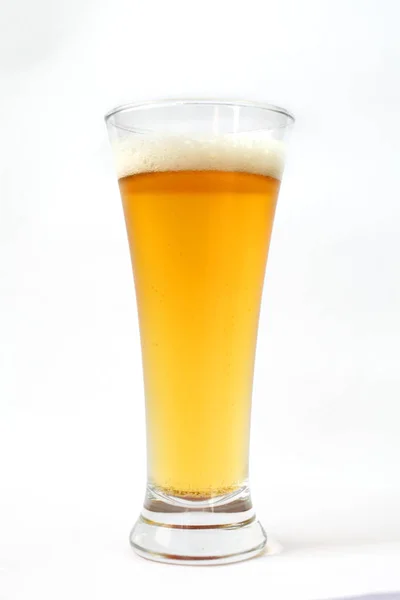 Bicchiere Birra Sfondo Bianco — Foto Stock