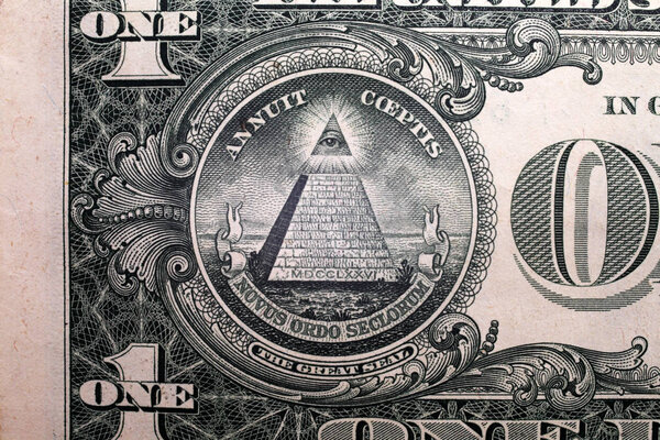 pyramid with an eye on a one-dollar bill, background, macro