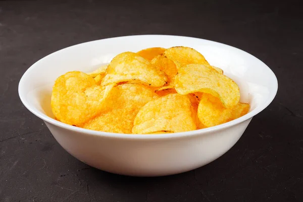 Potato Chips White Bowl Dark Background — Stock Photo, Image