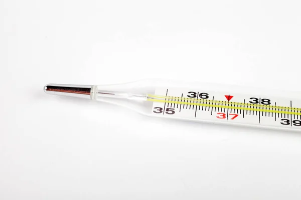 Termometr Medyczny Białym Tle Zbliżenie — Zdjęcie stockowe