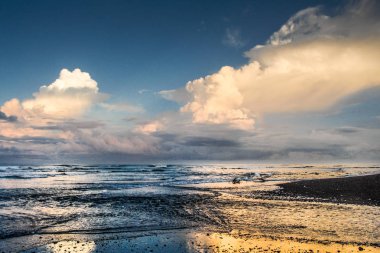 Sunrise siyah kum plaj Corcovado Milli Parkı