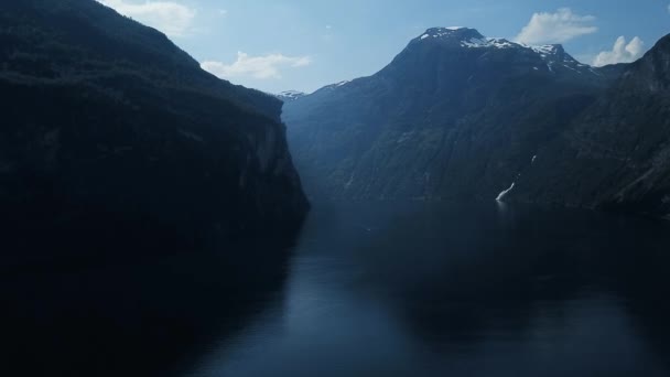 Footage Video Van Geirangerfjord Geiranger Dorp Noorwegen 2018 38402160Pix 97Fps — Stockvideo