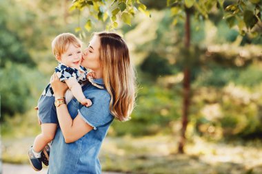 Kavram anne ve oğlu