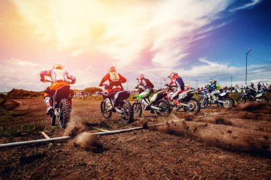 bir motosiklet Racer motocross kros katılan