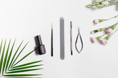 Manikür pedikür araçları.