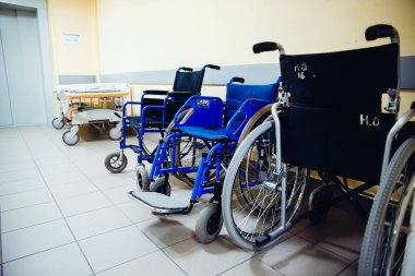 Tekerlekli sandalye hastanede mi