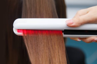 Keratin kurtarma saç ve protein tedavi