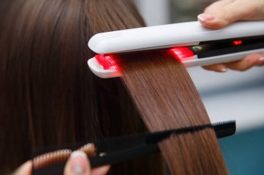 Keratin kurtarma saç ve protein tedavi