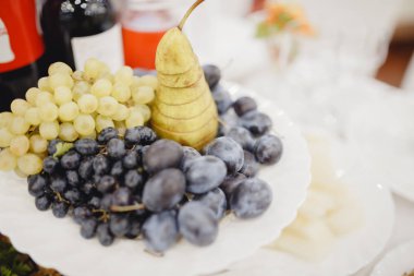 Lezzetli yemek servisi ile büfe masa catering