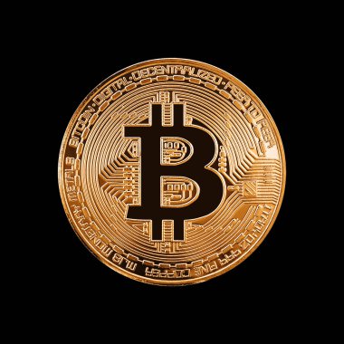 İzole siyah zemin üzerine altın Bitcoin.
