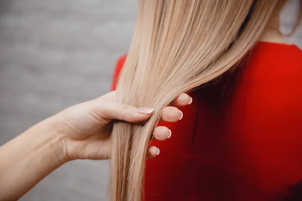 Cabello después del tratamiento spa — Foto de Stock