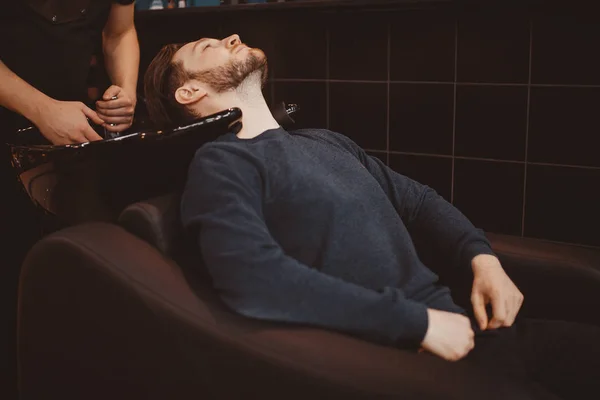 Bakgrund av frisörsalong för män, Frisör — Stockfoto