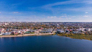 Panoramik şehir sonbahar, Tom nehir Tomsk.