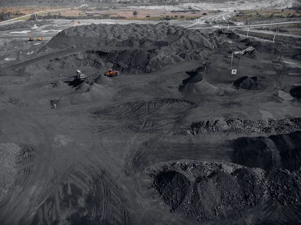Mina a cielo abierto, industria extractiva para carbón — Foto de Stock