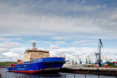Vladivostok Sovyet nükleer güçle buzkıran olduğunu