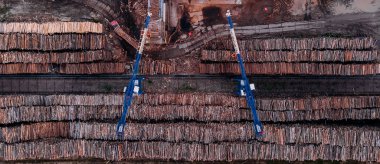 Tahta işleme kereste fabrikası, üretimini vinç