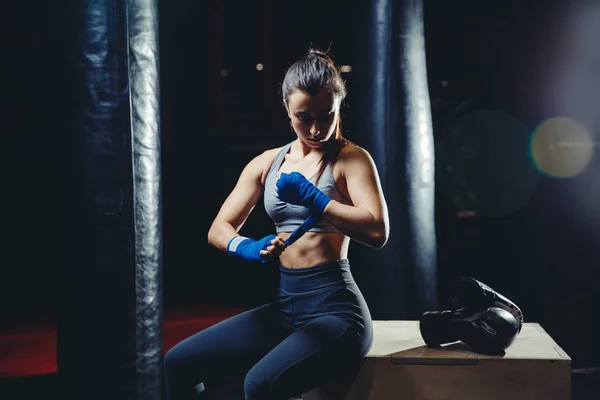 Fille athlète Boxe MMA — Photo