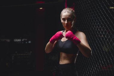 kız atlet boks Mma