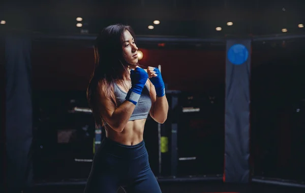 Fille athlète Boxe MMA — Photo