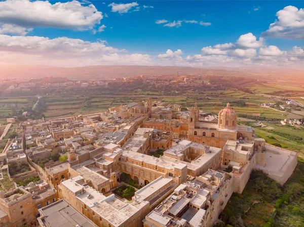 Mdina Katedrali 'nin eski kalesi, Malta. Havadan üst görünüm — Stok fotoğraf