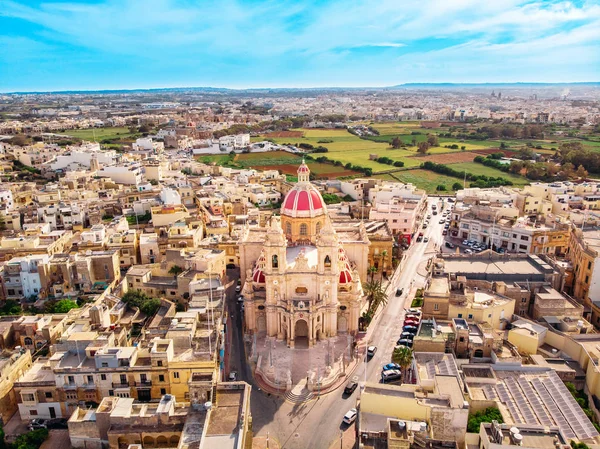 Zabbar Kilisesi Kubbesi, Malta, gökyüzü manzaralı. — Stok fotoğraf