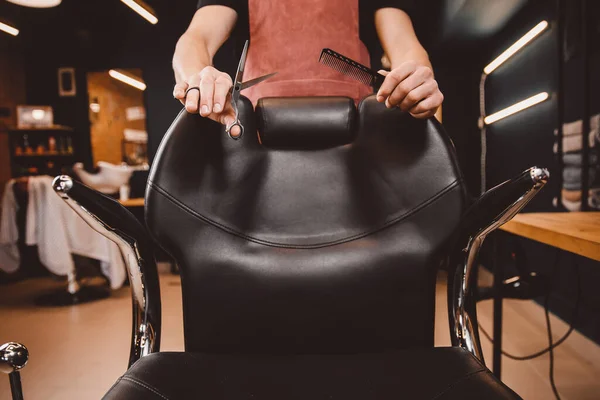 Barbershop armchair. Modern hairdresser and hair salon, barber shop for men — Stock Photo, Image