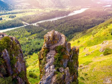 Altai Dağları Cumhuriyeti, Rusya bulutlu Mavi Katun Nehri, gökyüzü manzaralı