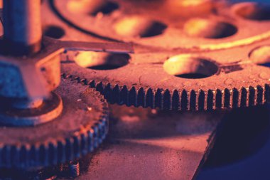 Endüstriyel üretim için dişlilerin makro fotoğrafı, otomatik hat