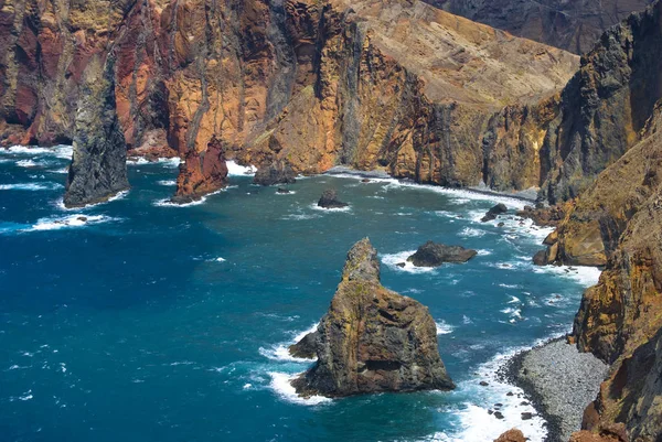 Madeira adasında Saint Lavrenti 'nin pelerini