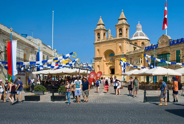 Malta adasındaKi Marsaxlokk şehri