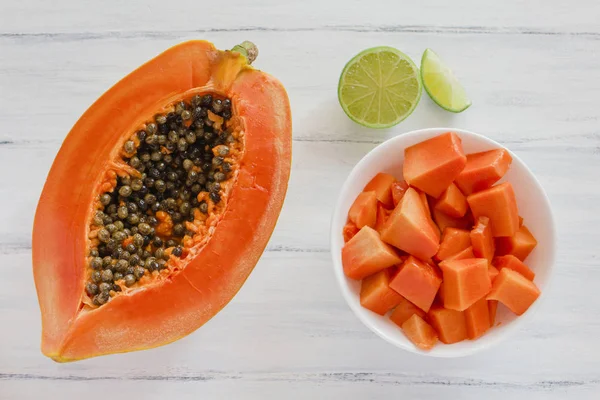 chili, Meksikalı çerez, Meksika baharatlı yiyecek ile papaya meyve kase