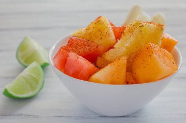 fruta con Şili, Meksika Aperatif, tabak sağlıklı taze meyve salatası