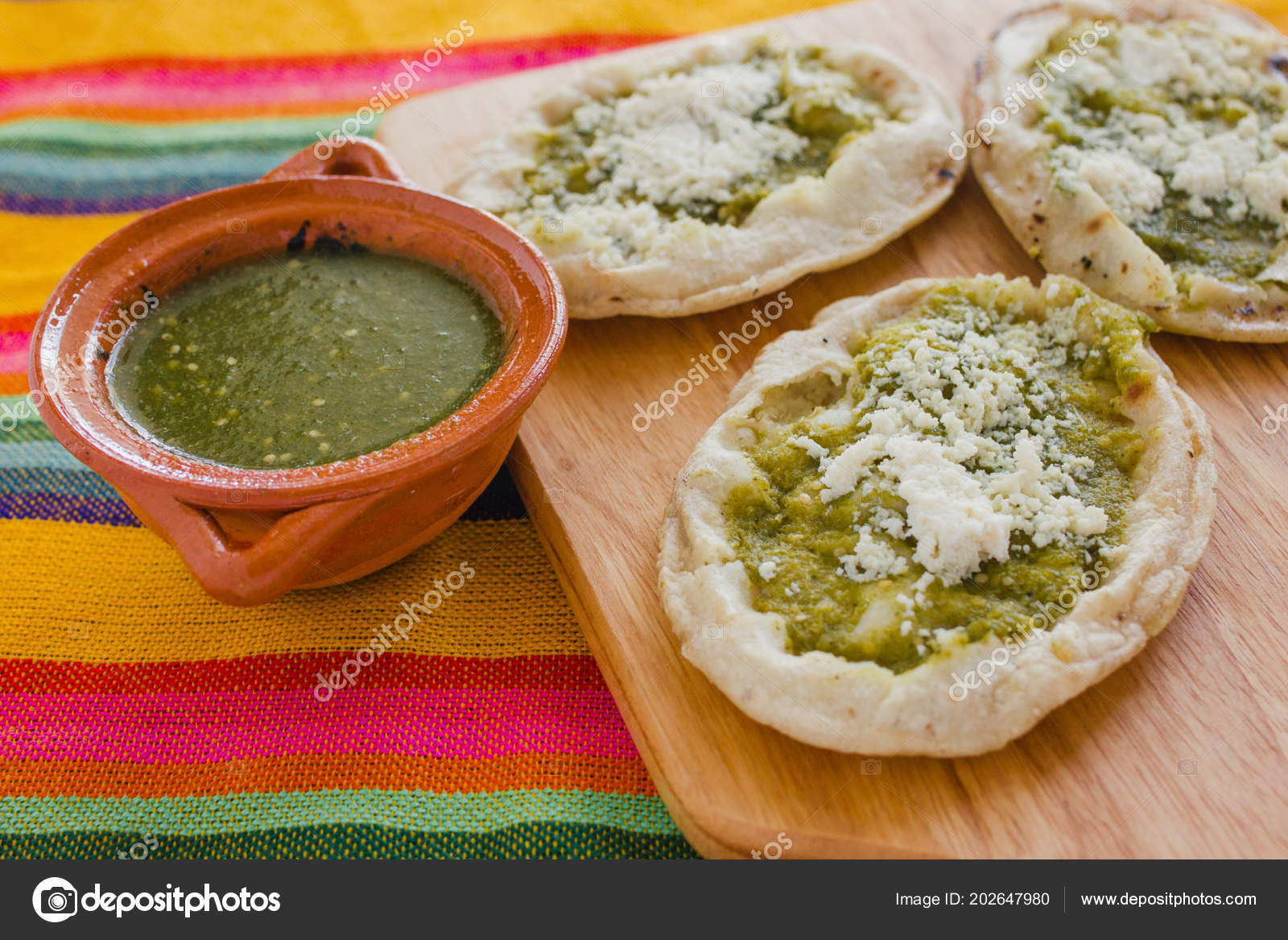 Mexican Sopes Grated Cheese Green Salsa Mexican Food Spicy Mexico Stock ...