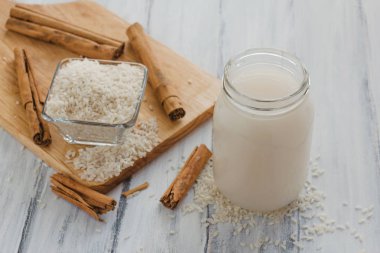 Horchata pirinç ve tarçın ile Meksika, Meksika içki yapılan bir içki olduğunu