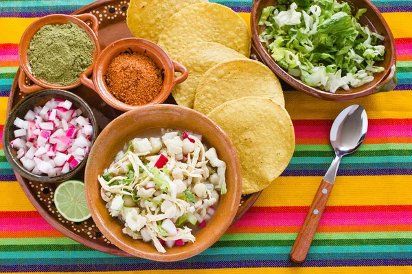 Mexická Kukuřičná Polévka Pozole Tradiční Jídlo Mexiku Kukuřičného Zrna — Stock fotografie