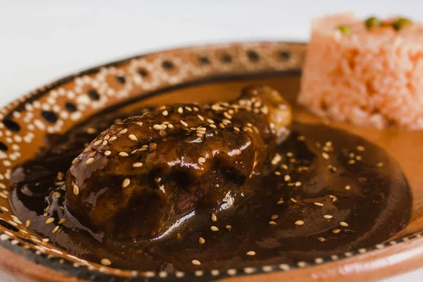 Mole Poblano Con Pollo Comida Mexicana Puebla México —  Fotos de Stock