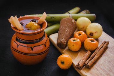 Ponche navidad Meksika, Meksika meyve punch geleneksel Noel için sıcak.