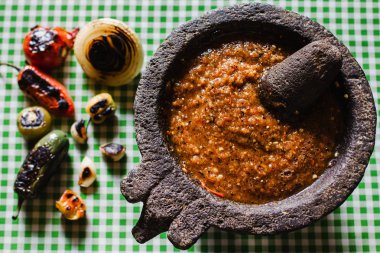 Salsa Tatemada, Meksika sosu yanmış chilies Meksika ile yapılan