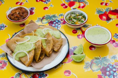 Tacos de canasta Mexico city geleneksel Meksika gıda