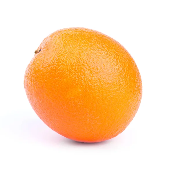 Eine ganze reife frische, saftige Orangenfrucht isoliert auf weißem Hintergrund — Stockfoto