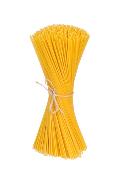 Bund italienische Pasta isoliert auf weißem Hintergrund — Stockfoto