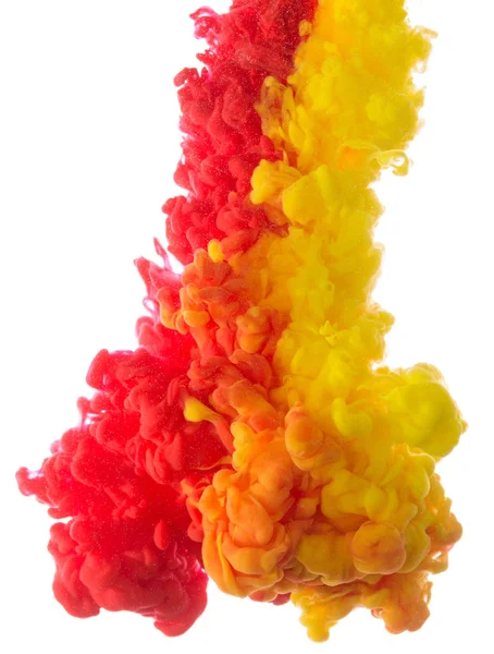 Gelbe und rote bunte Tinte in Wasserabstrakt — Stockfoto
