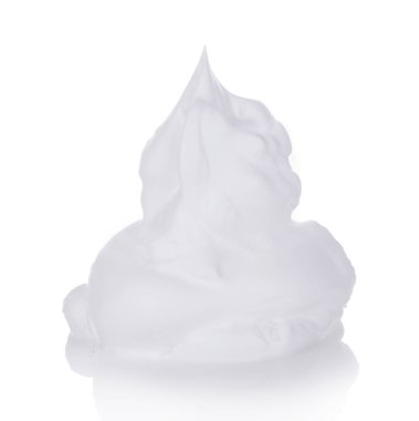 Beyaz arkaplanda izole edilmiş köpük ya da krema balonu