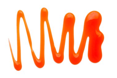 Beyaz arkaplanda kırmızı ketçap sıçraması