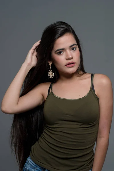 Hispánský Dospívající Dívka Modelování Relaci Portrét — Stock fotografie
