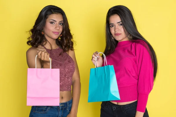 Groep Jonge Vrouwelijke Vrienden Samen Tijd Doorbrengen — Stockfoto