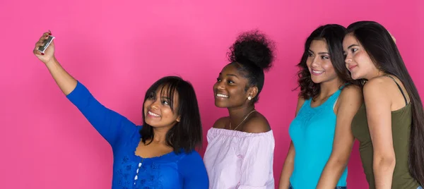 Grupo Jóvenes Amigas Adolescentes Que Pasan Tiempo Juntas — Foto de Stock