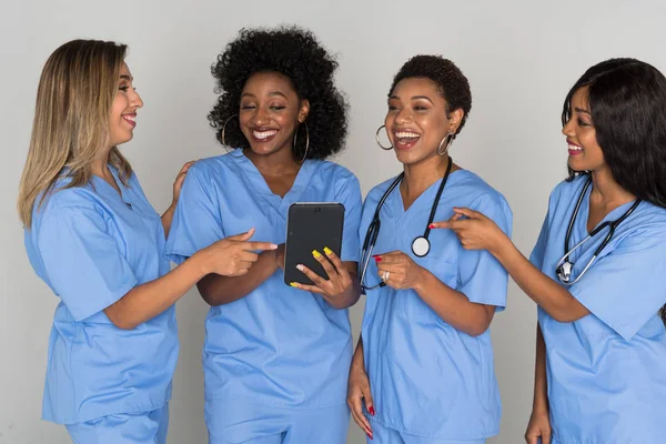 Grote Groep Vrouwelijke Verpleegkundigen Werken Samen — Stockfoto